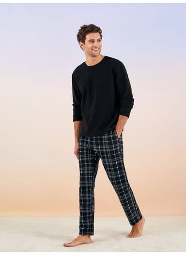 Standard Pattern Plaid Fleece Men's Pajamas Set thumbnail 1
